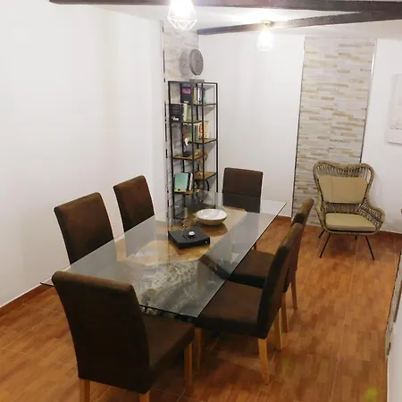 Πανσιόν Chabela's 3*